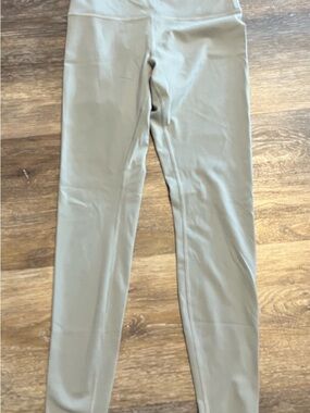 lululemon athletica beige/grey leggings
